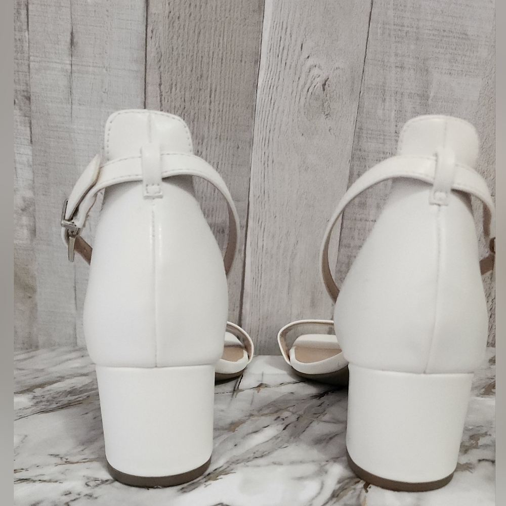 Kelly & Katie White Ankle-Strap Block Heel Sandals with Single Toe Strap - Picture 3 of 8